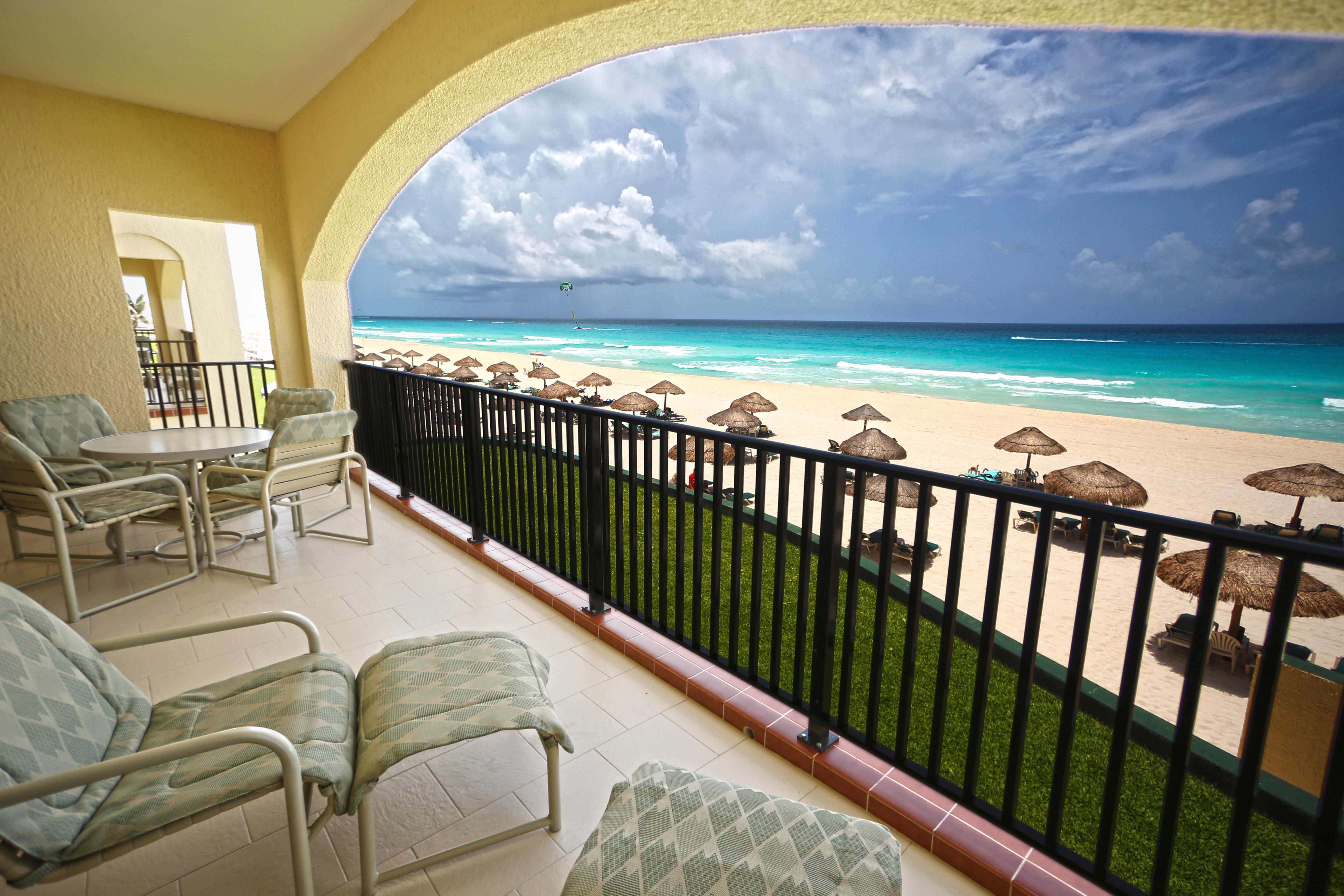 The Royal Islander - An All Suites Resort Cancún Esterno foto