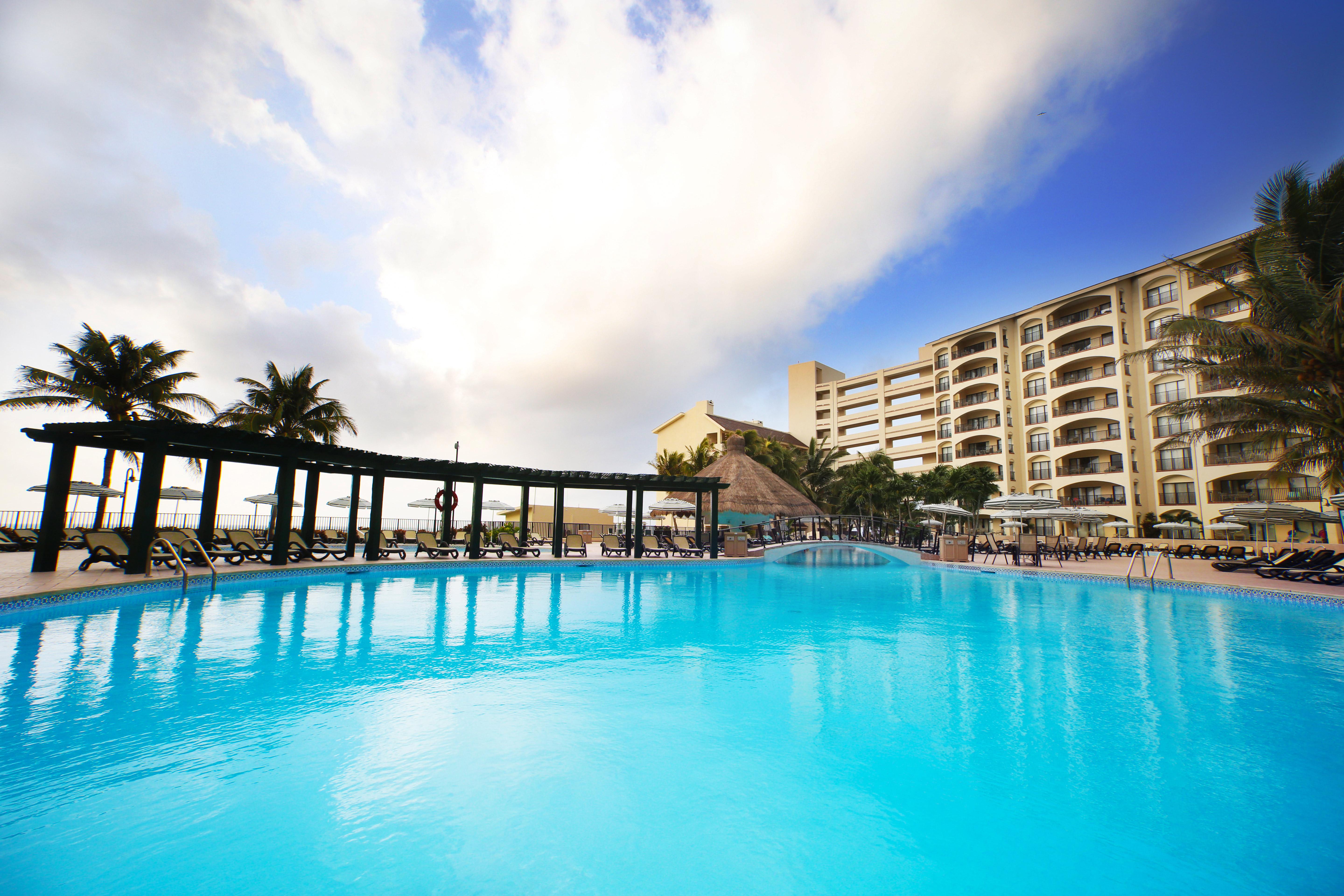 The Royal Islander - An All Suites Resort Cancún Esterno foto