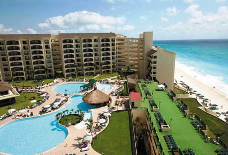 The Royal Islander - An All Suites Resort Cancún Esterno foto